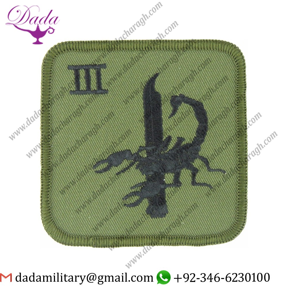 7039-1.jpg RAF REGIMENT - 3 SQUADRON(NORTHERN IRELAND - LARGE IBAYONET SCORPION EMBROIDERED AIR FORCE BADGE - Image 1